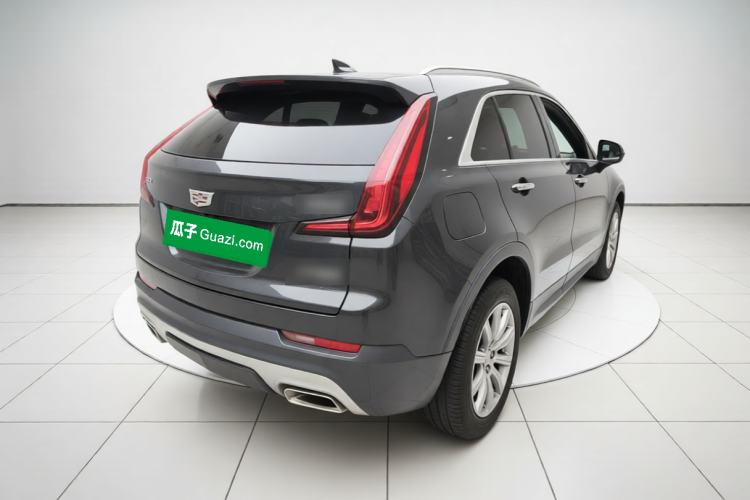 Used Cadillac XT4 2022 28T Two-Wheel-Drive Luxury Version Rear Right 45 Deg