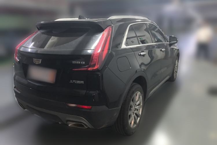 Used Cadillac XT4 2022 28T Two-Wheel-Drive Luxury Version Rear Right 45 Deg