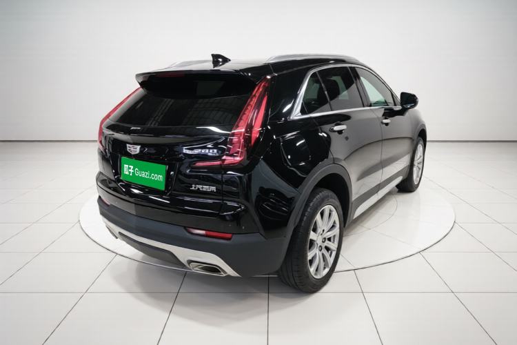 Used Cadillac XT4 2022 28T Two-Wheel-Drive Luxury Version Rear Right 45 Deg