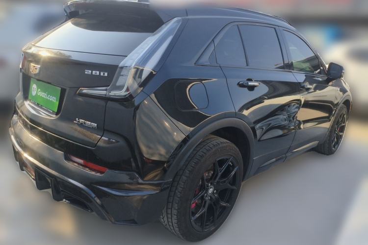 Used Cadillac XT4 2022 28T Two-Wheel-Drive Luxury Version Rear Right 45 Deg