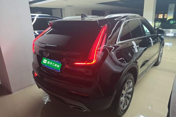 Used Cadillac XT4 2022 28T Two-Wheel Drive Prestige Version Rear Right 45 Deg
