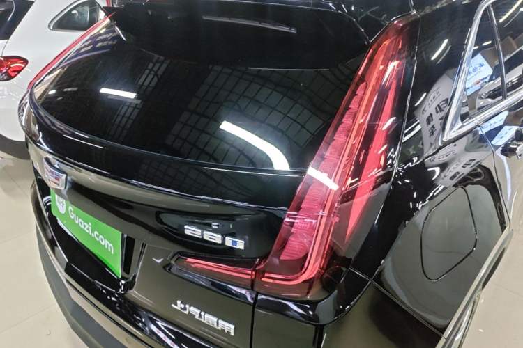 Used Cadillac XT4 2022 28T Two-Wheel-Drive Luxury Version Right Rear Taillight