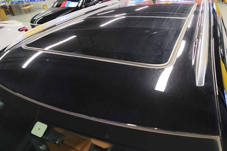 Used Cadillac XT4 2022 28T Four-Wheel Drive Prestige Version Roof