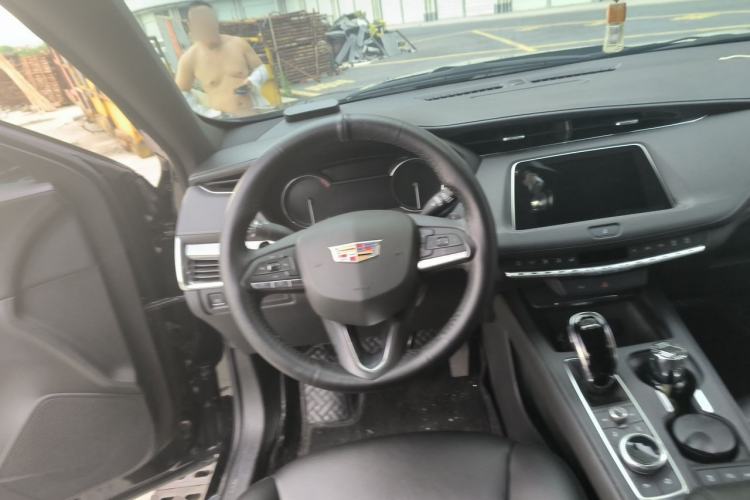 Used Cadillac XT4 2022 28T Two-Wheel Drive Fashion Edition Steering Wheel