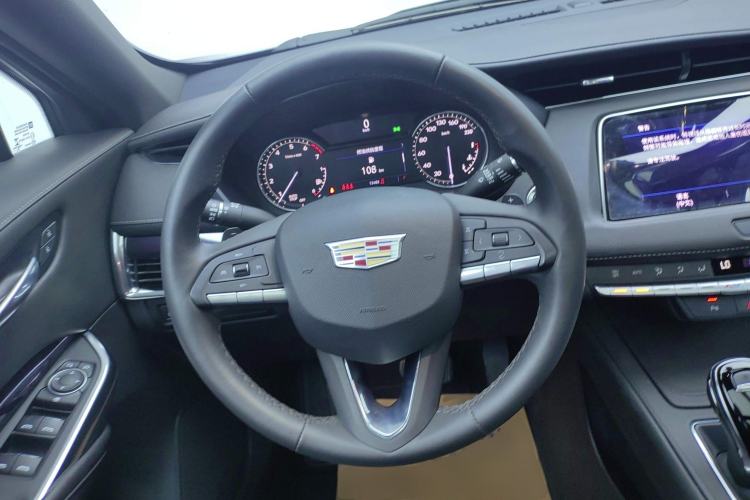 Used Cadillac XT4 2022 28T Two-Wheel Drive Fashion Edition Steering Wheel