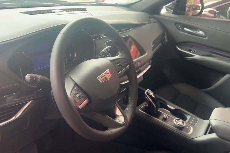 Used Cadillac XT4 2022 28T Two-Wheel Drive Fashion Edition Steering Wheel