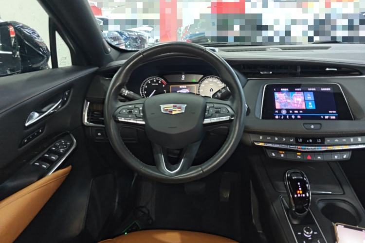 Used Cadillac XT4 2022 28T Two-Wheel Drive Prestige Version Steering Wheel