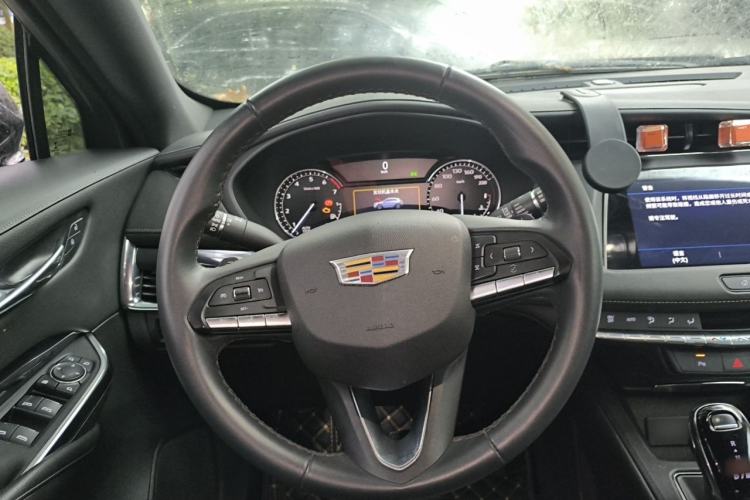 Used Cadillac XT4 2022 28T Two-Wheel Drive Fashion Edition Steering Wheel