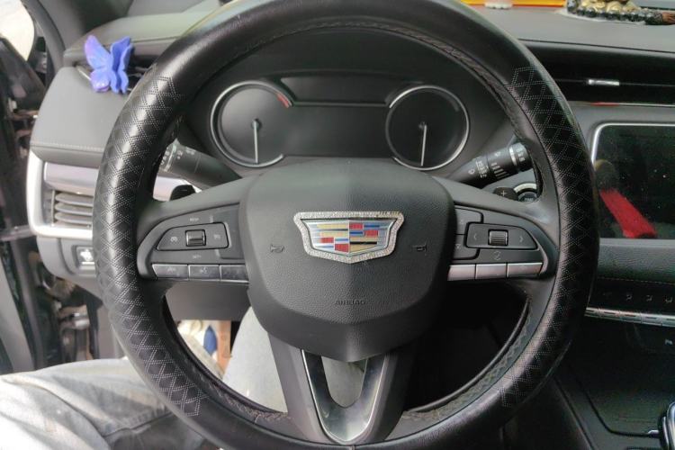 Used Cadillac XT4 2022 28T Two-Wheel Drive Fashion Edition Steering Wheel