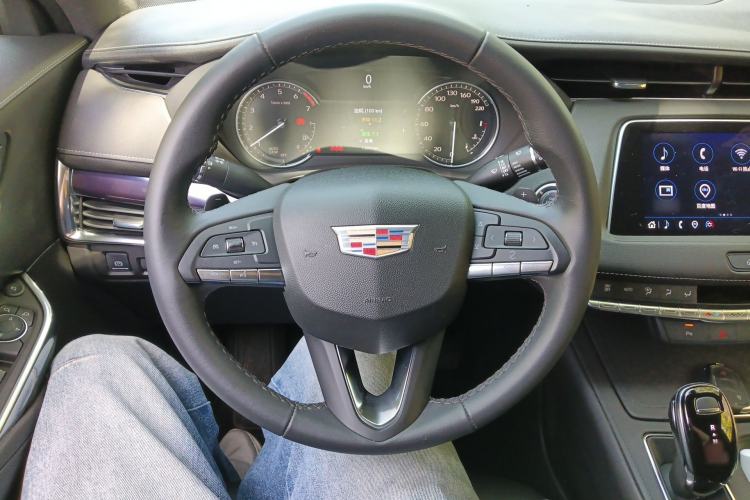 Used Cadillac XT4 2022 28T Two-Wheel Drive Fashion Edition Steering Wheel