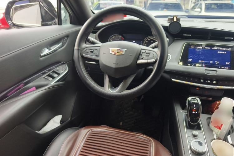 Used Cadillac XT4 2022 28T Two-Wheel Drive Fashion Edition Steering Wheel