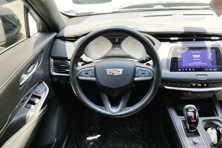 Used Cadillac XT4 2022 28T Two-Wheel Drive Fashion Edition Steering Wheel