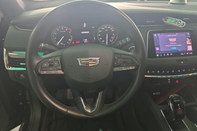 Used Cadillac XT4 2022 28T Two-Wheel Drive Fashion Edition Steering Wheel