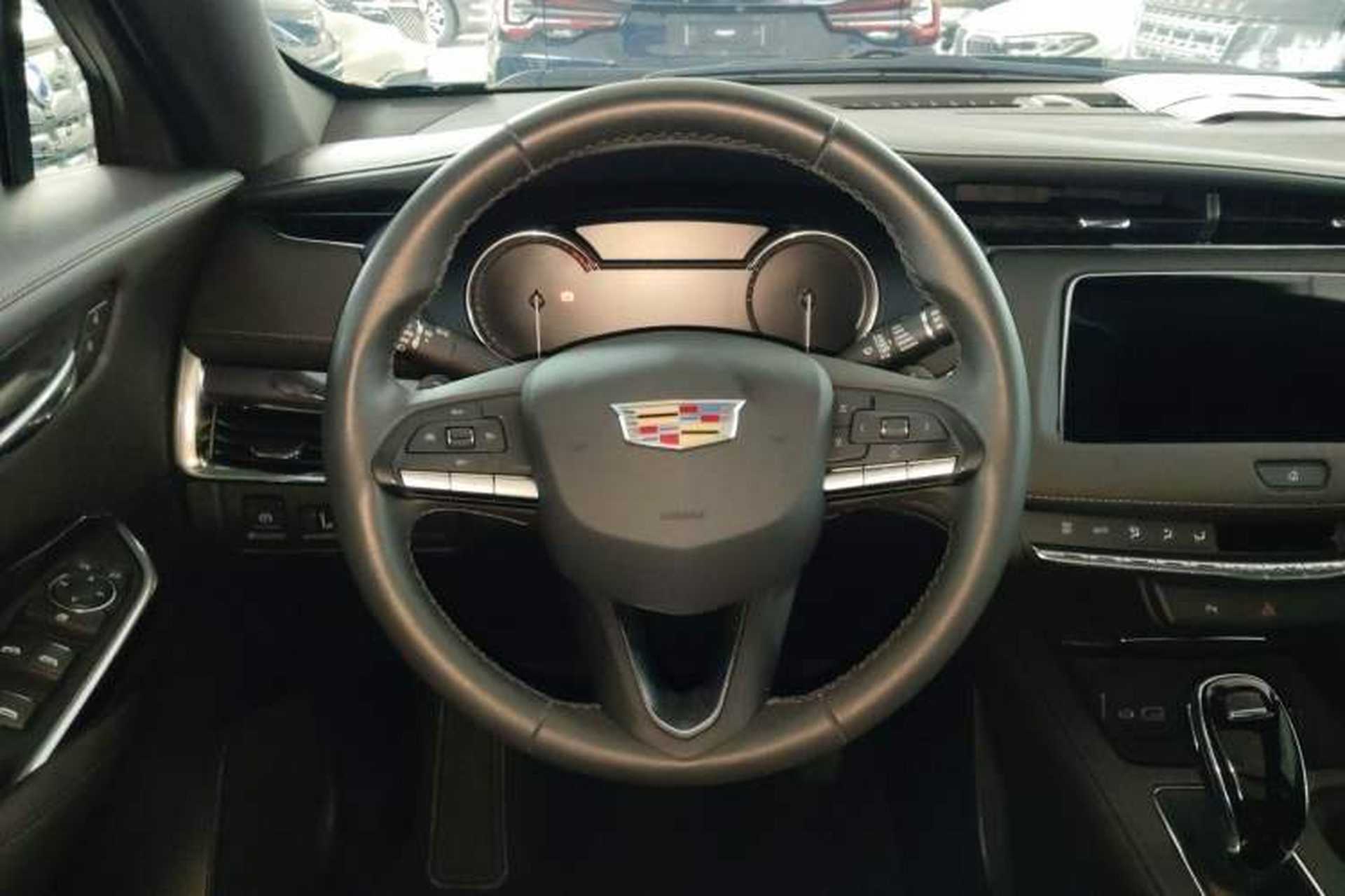 Used Cadillac XT4 2022 28T Two-Wheel Drive Fashion Edition Steering Wheel