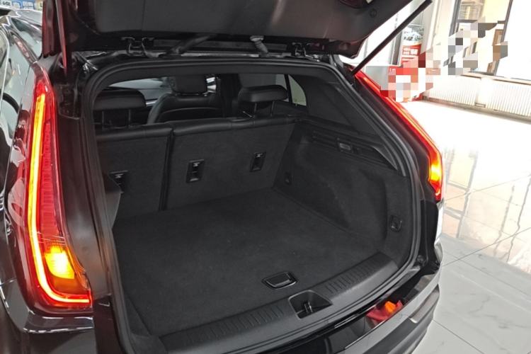 Used Cadillac XT4 2022 28T Two-Wheel Drive Fashion Edition Trunk