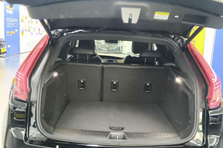 Used Cadillac XT4 2022 28T Two-Wheel Drive Fashion Edition Trunk