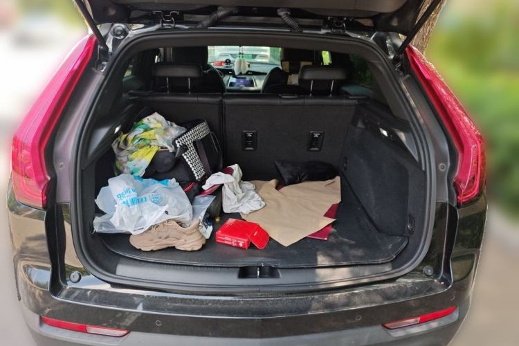 Used Cadillac XT4 2022 28T Two-Wheel Drive Fashion Edition Trunk