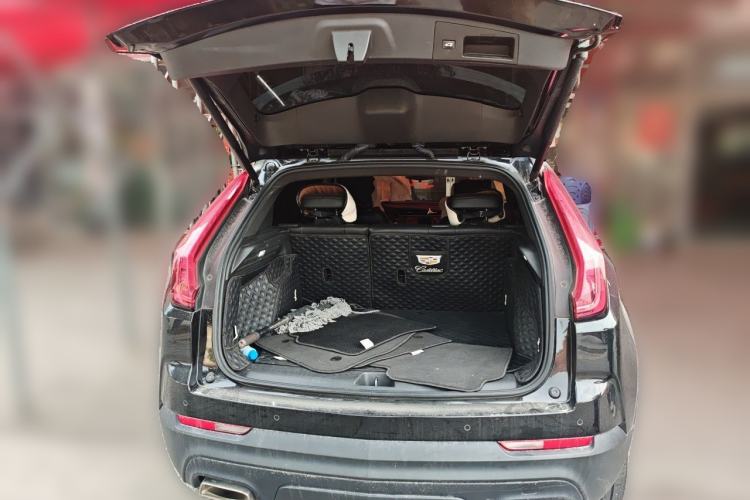 Used Cadillac XT4 2022 28T Two-Wheel Drive Fashion Edition Trunk