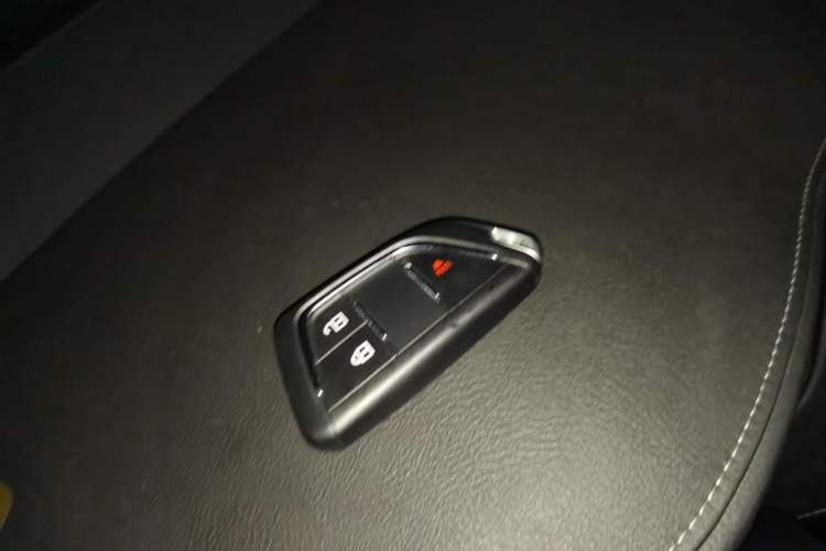 Used Cadillac XT4 2022 28T Two-Wheel Drive Fashion Edition Vehicle Key