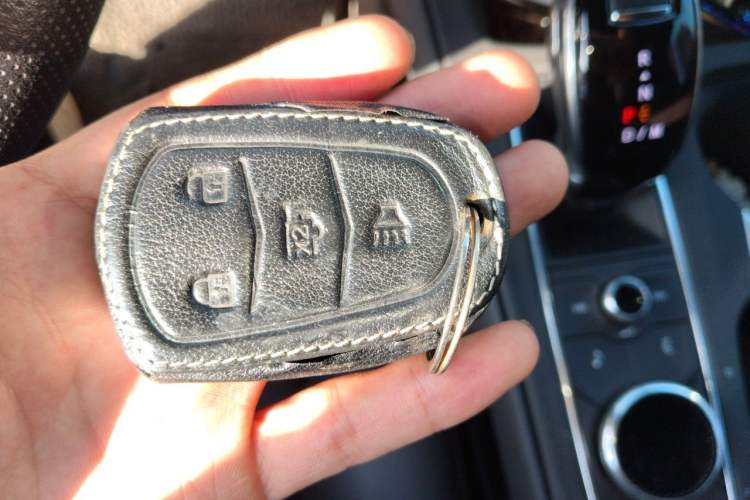 Used Cadillac XT4 2022 28T Two-Wheel-Drive Luxury Version Vehicle Key