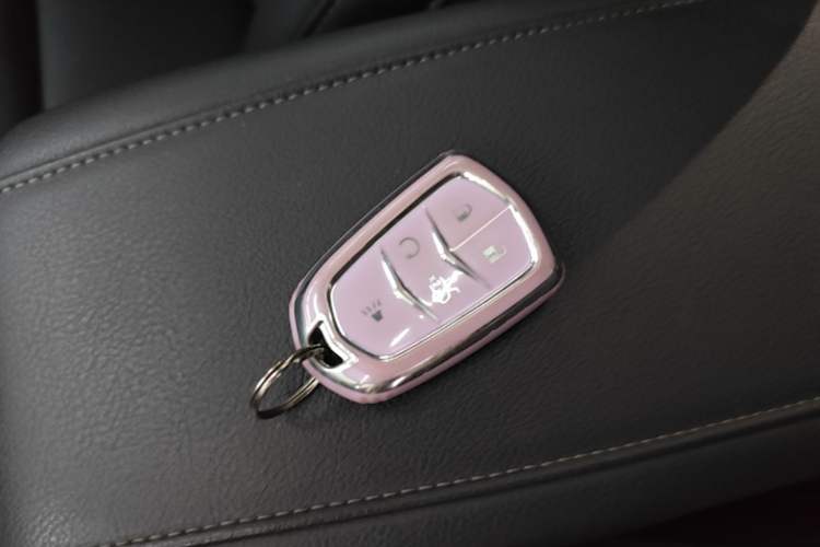 Used Cadillac XT4 2022 28T Two-Wheel-Drive Luxury Version Vehicle Key