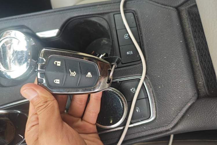 Used Cadillac XT4 2022 28T Two-Wheel-Drive Luxury Version Vehicle Key