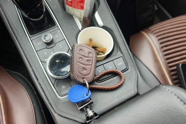 Used Cadillac XT4 2022 28T Two-Wheel Drive Fashion Edition Vehicle Key