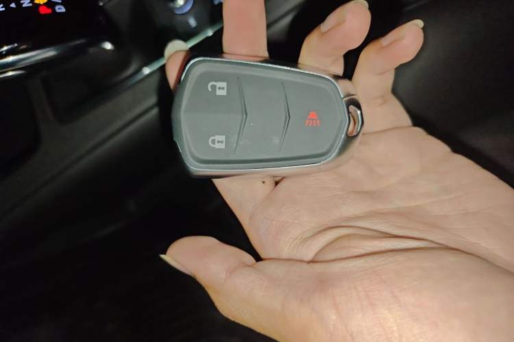 Used Cadillac XT4 2022 28T Two-Wheel Drive Fashion Edition Vehicle Key