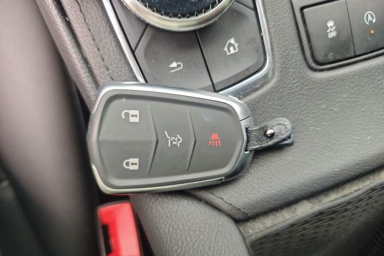 Used Cadillac XT4 2022 28T Two-Wheel-Drive Luxury Version Vehicle Key