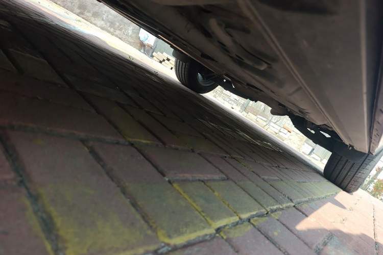 Used Cadillac XT4 2022 28T Two-Wheel Drive Prestige Version Chassis Front Left