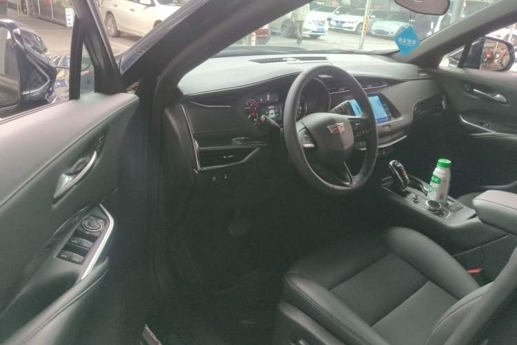 Used Cadillac XT4 2022 28T Two-Wheel Drive Fashion Edition Driver Seat