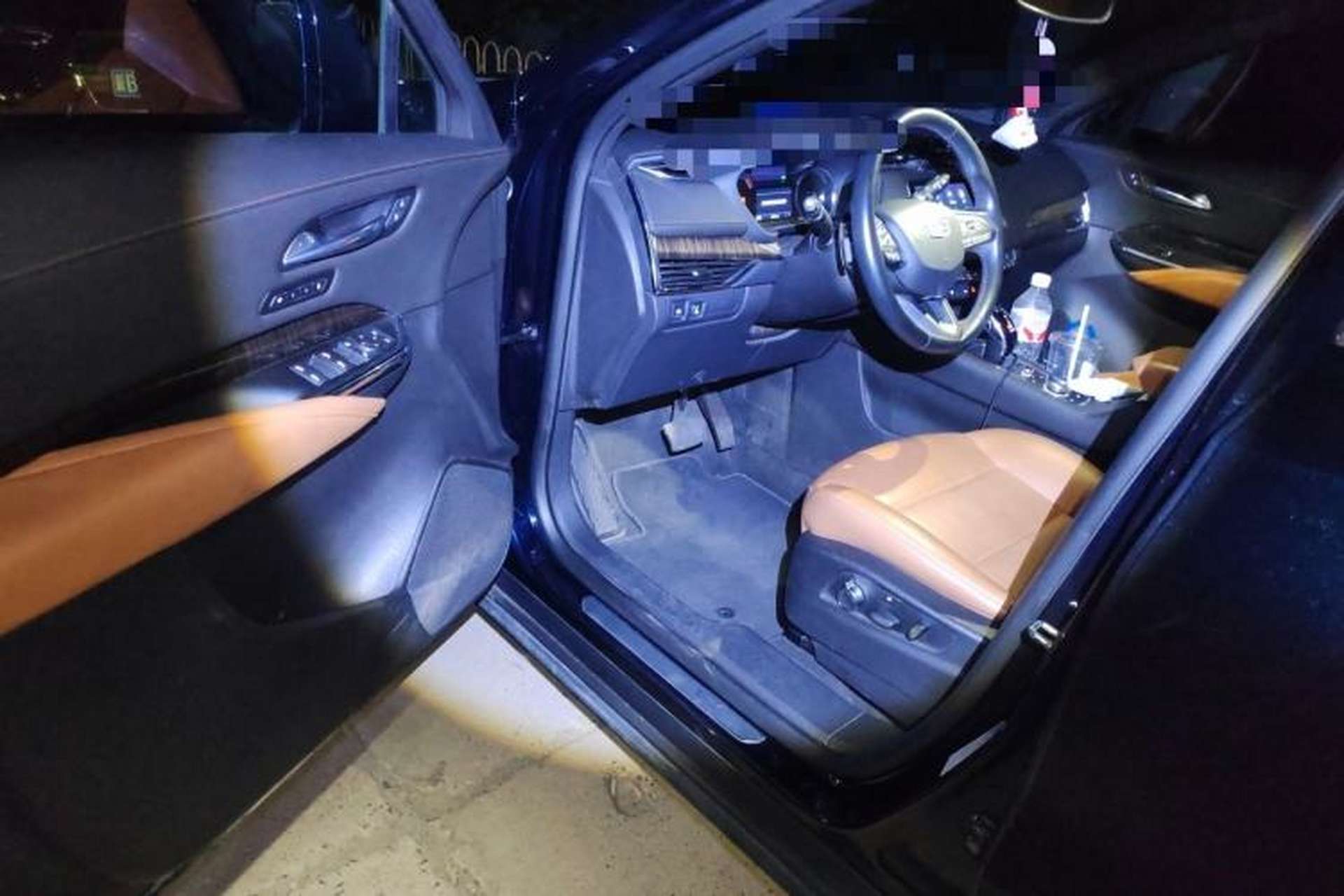 Used Cadillac XT4 2022 28T Two-Wheel Drive Prestige Version Driver Seat