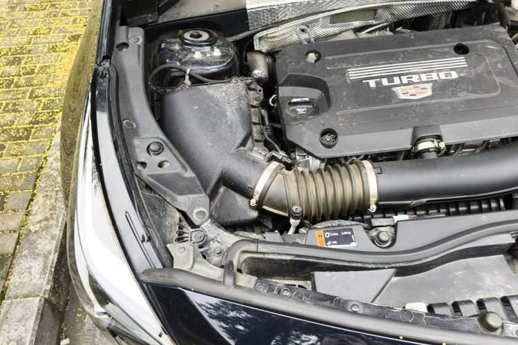 Used Cadillac XT4 2022 28T Two-Wheel Drive Fashion Edition Engine Bay Right