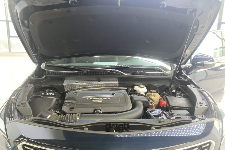 Used Cadillac XT4 2022 28T Two-Wheel Drive Fashion Edition Engine Bay