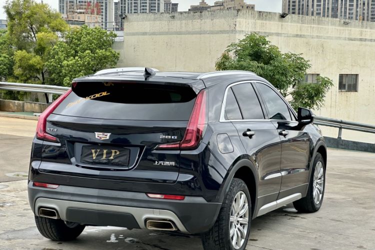 Used Cadillac XT4 2022 28T Two-Wheel-Drive Luxury Version Exterior 6