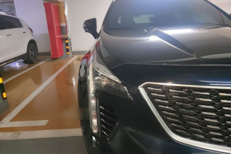 Used Cadillac XT4 2022 28T Two-Wheel Drive Fashion Edition Exterior 6