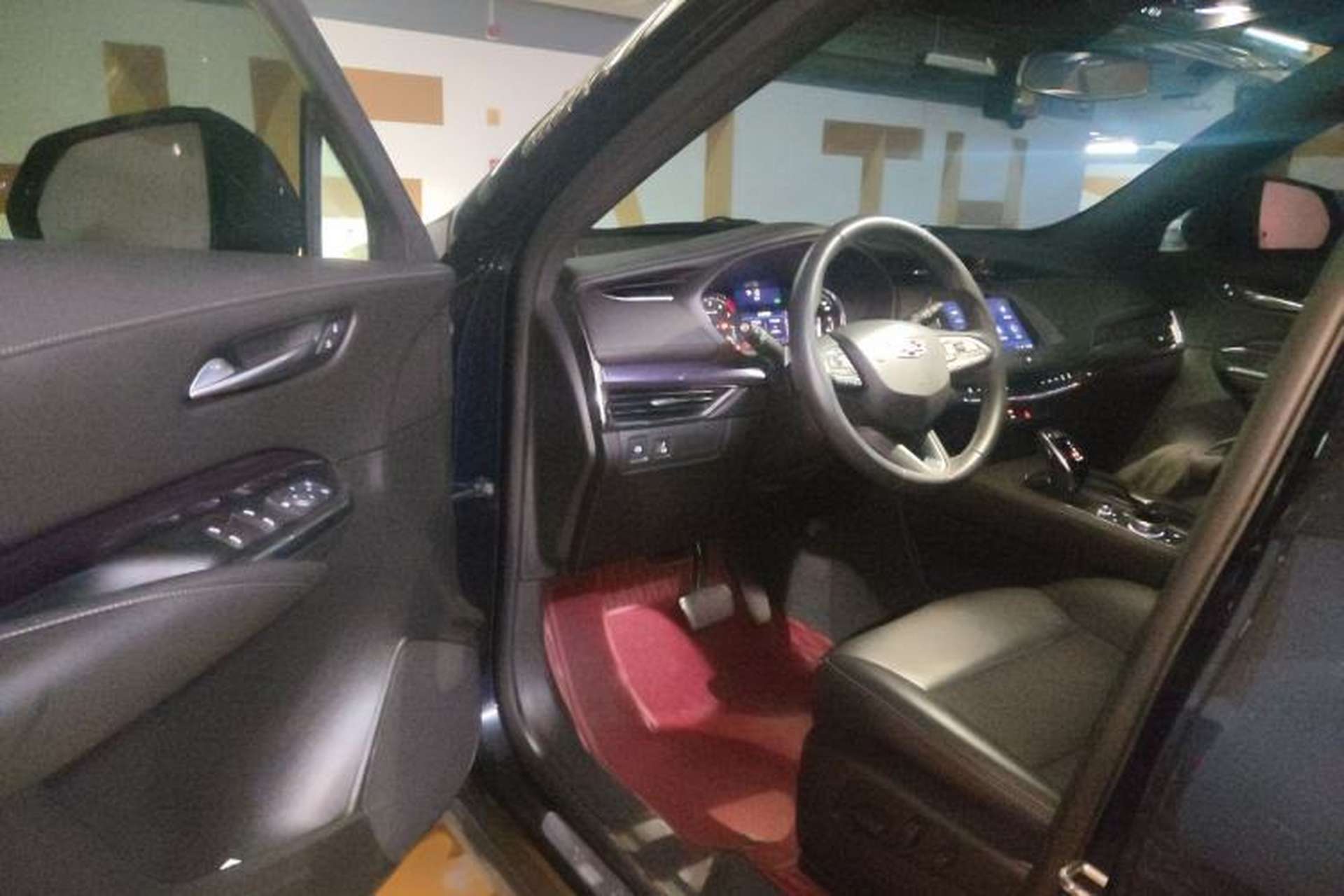 Used Cadillac XT4 2022 28T Two-Wheel Drive Fashion Edition Interior 3