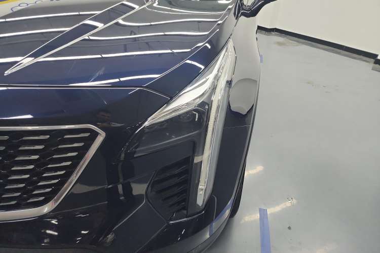 Used Cadillac XT4 2022 28T Two-Wheel-Drive Luxury Version Left Front Headlight