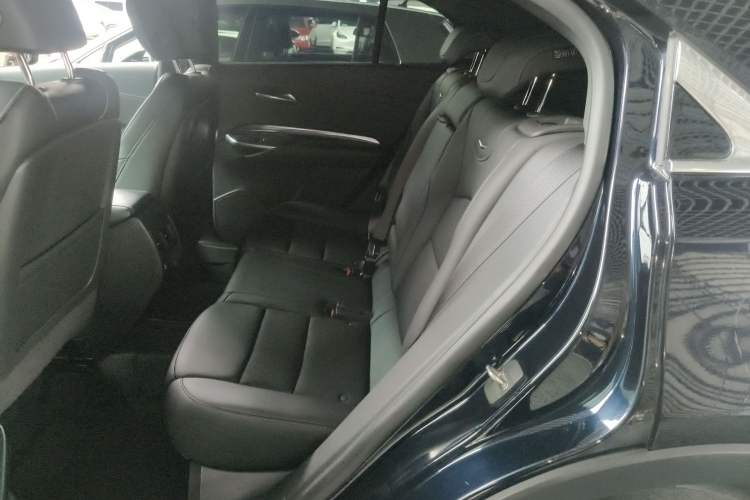 Used Cadillac XT4 2022 28T Two-Wheel Drive Fashion Edition Left Rear Seat
