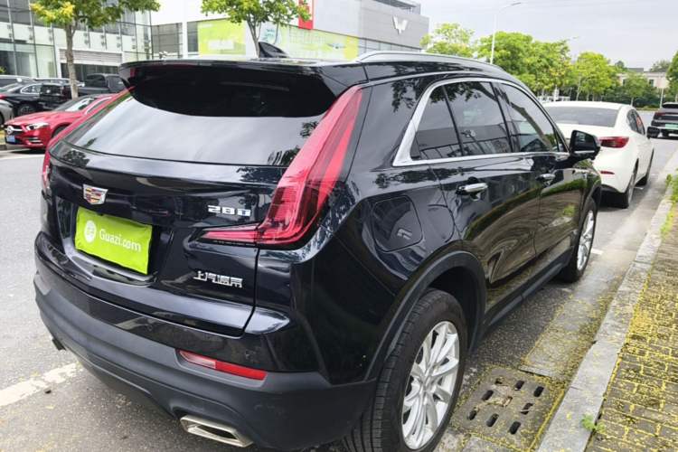 Used Cadillac XT4 2022 28T Two-Wheel Drive Fashion Edition Rear Right 45 Deg
