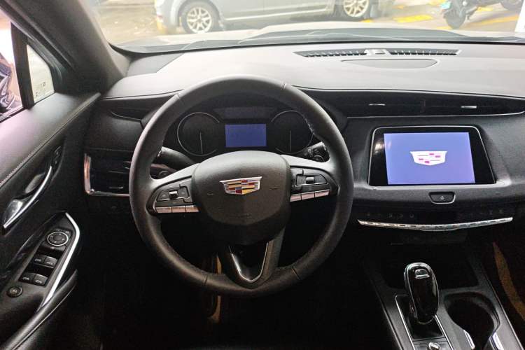 Used Cadillac XT4 2022 28T Two-Wheel Drive Fashion Edition Steering Wheel