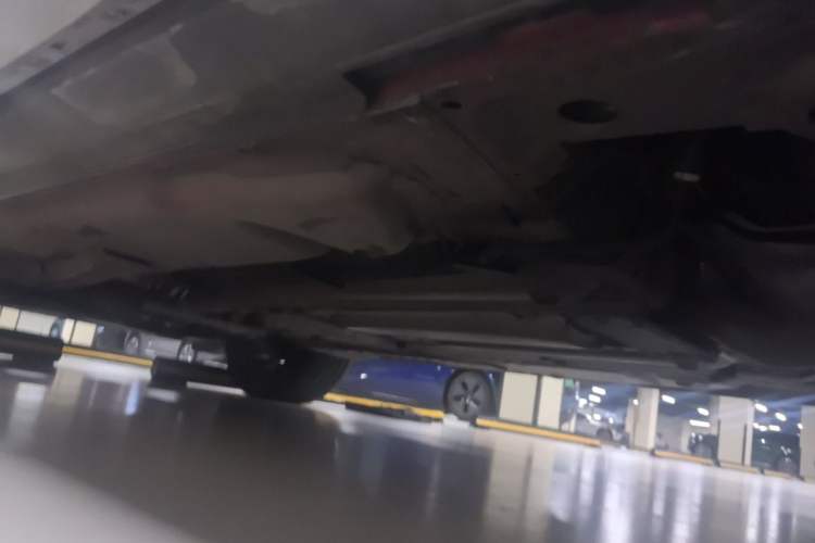 Used Cadillac XT4 2022 28T Two-Wheel-Drive Luxury Version Chassis Rear Left