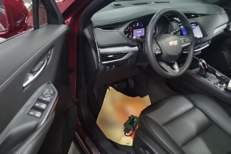 Used Cadillac XT4 2022 28T Two-Wheel-Drive Luxury Version Driver Seat