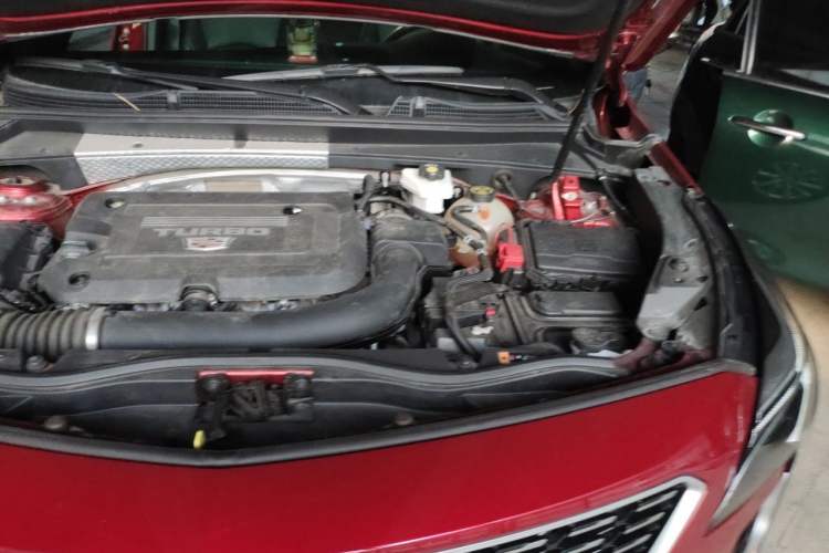 Used Cadillac XT4 2022 28T Two-Wheel Drive Fashion Edition Engine Bay Left
