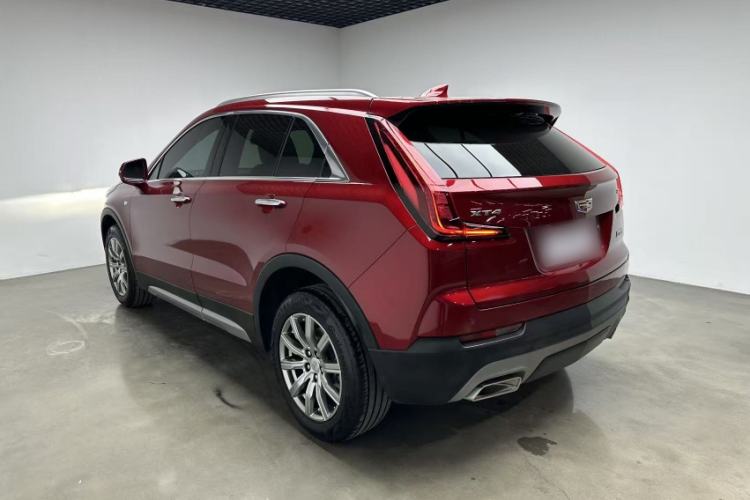 Used Cadillac XT4 2022 28T Two-Wheel-Drive Luxury Version Exterior 5