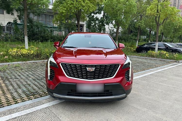 Used Cadillac XT4 2022 28T Two-Wheel-Drive Luxury Version Exterior 5