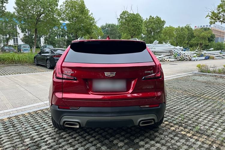 Used Cadillac XT4 2022 28T Two-Wheel-Drive Luxury Version Exterior 7