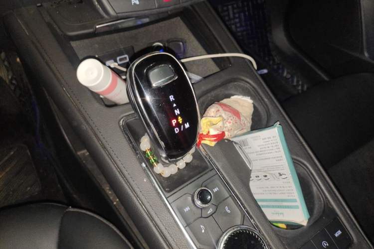 Used Cadillac XT4 2022 28T Two-Wheel Drive Fashion Edition Gear Lever
