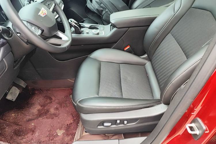 Used Cadillac XT4 2022 28T Two-Wheel Drive Fashion Edition Left Front Seat