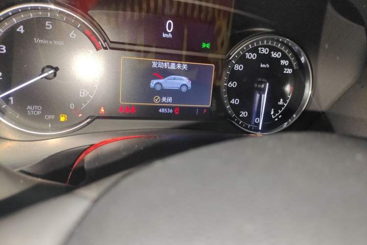 Used Cadillac XT4 2022 28T Two-Wheel Drive Fashion Edition Odometer Close Up